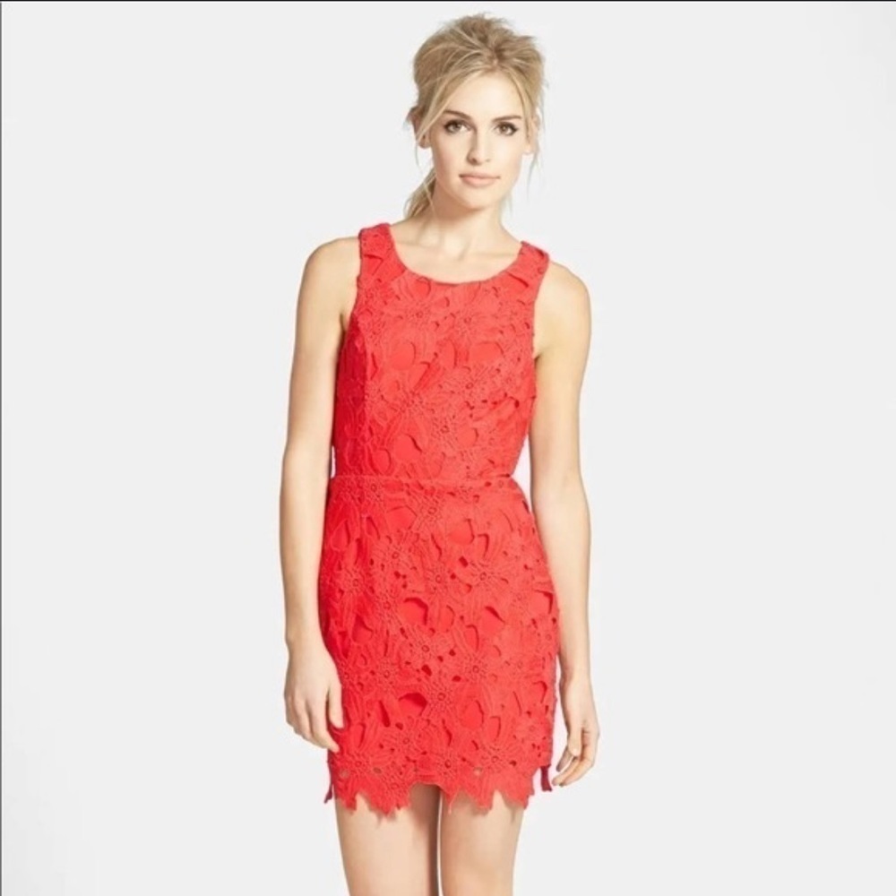 Astr the label lace cocktail dress